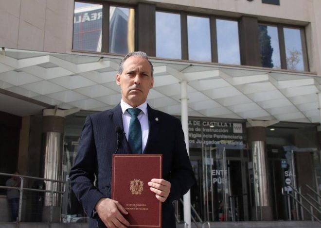 La Abogacía Española expulsa de su directiva al decano de Madrid Eugenio Ribón entre acusaciones de impago