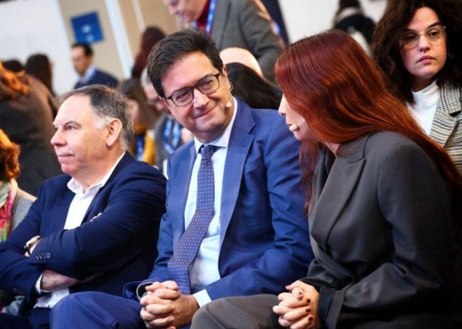 El Gobierno inicia los trámites para implantar las 35 horas semanales para los funcionarios