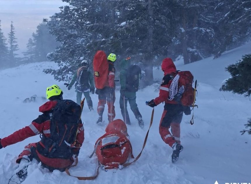 Rescatados tres montañeros en el Moncayo tras la caída de un alud