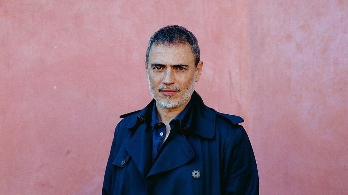 Julio Manrique, director del Lliure: “El estatus del preso político de la obra va a resonar en Catalunya con mucha fuerza”