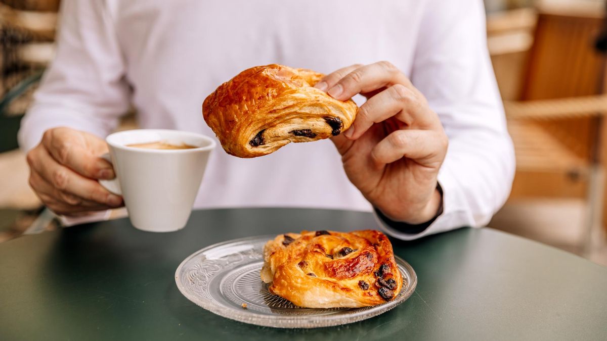 ¿Qué efectos tiene el azúcar en tu cuerpo y cómo evitar el bajón?