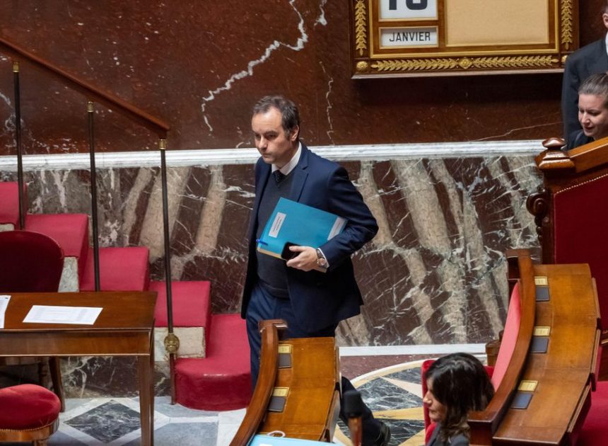 Los socialistas franceses vuelven a dar aire al primer ministro en dos mociones de censura por el acuerdo con Mercosur