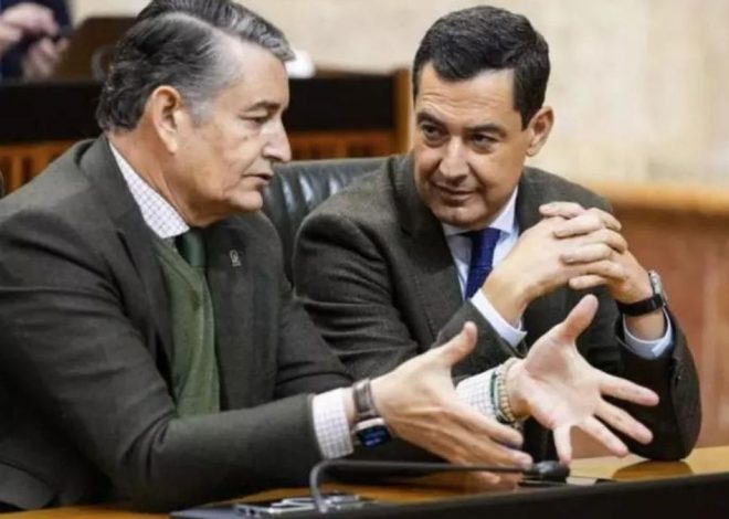 Un juez imputa a dos altos cargos de la sanidad andaluza en Cádiz por el caso de los contratos a dedo archivado en Sevilla