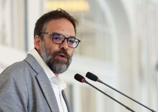 La Policía investiga la filtración de datos personales de altos cargos de Transportes en protesta por el accidente de Adamuz