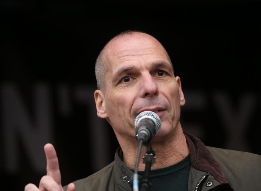 Varoufakis denuncia que la policía de Grecia lo ha llamado a declarar por probar el éxtasis hace 36 años