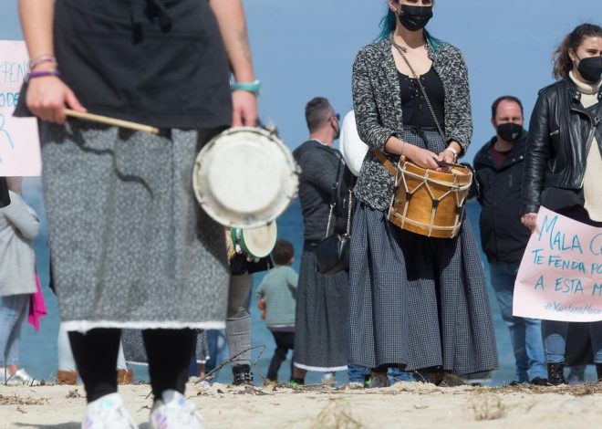 Archivada la causa por las grabaciones de mujeres orinando en la romería de A Maruxaina subidas a páginas porno