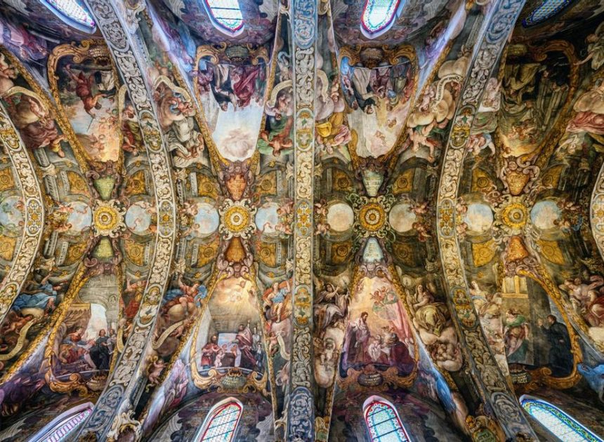 Por qué lo llaman la ‘Capilla Sixtina’ de Valencia: la impresionante bóveda de una de las parroquias más antiguas de la ciudad