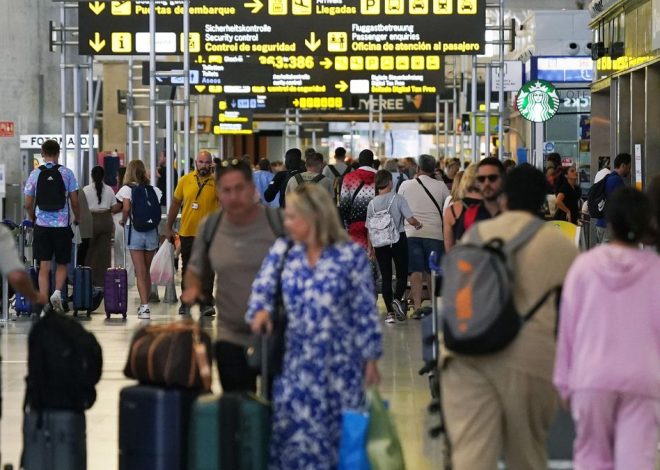 España no llega a los 100 millones de turistas pero bate récords: los viajeros gastaron 135.000 millones en 2025