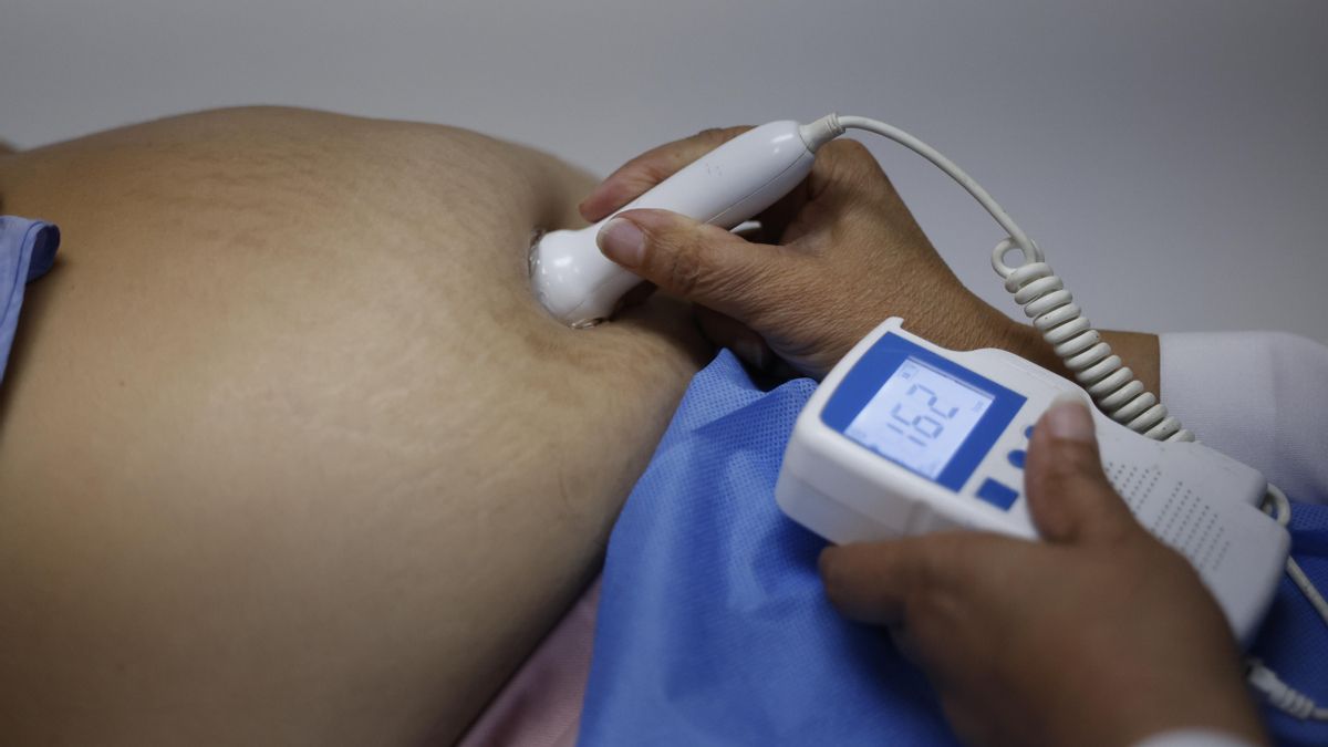 El Supremo condena a dos ginecólogas por usar fórceps sin informar a la mujer: «No hago vida normal desde el parto»