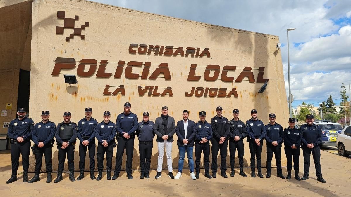 El Ayuntamiento de la Vila Joiosa compensa con 3.500 euros a uno de los policías enchufados tras su cese forzoso