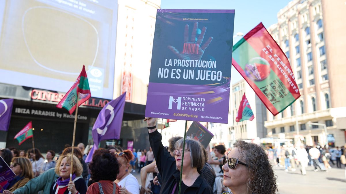 Igualdad reactiva su agenda con una ofensiva legal contra la prostitución y la revisión de las pulseras antimaltrato