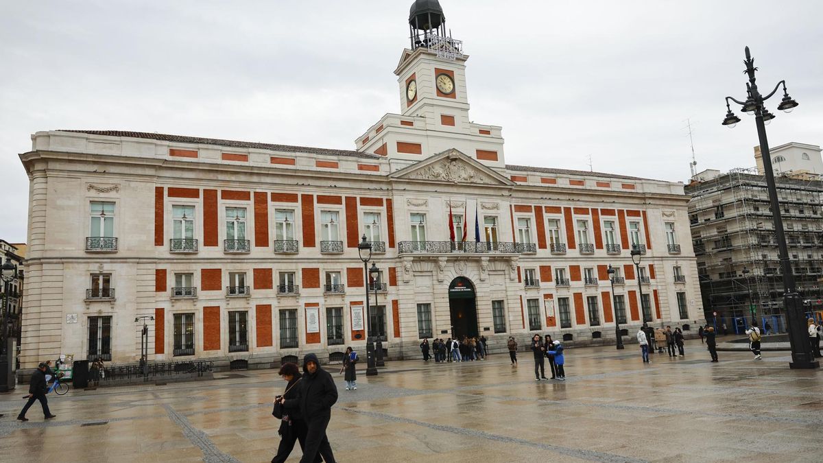 La borrasca Kristin se va de Madrid, pero sigue en aviso la sierra por nieve y rachas de viento muy fuertes