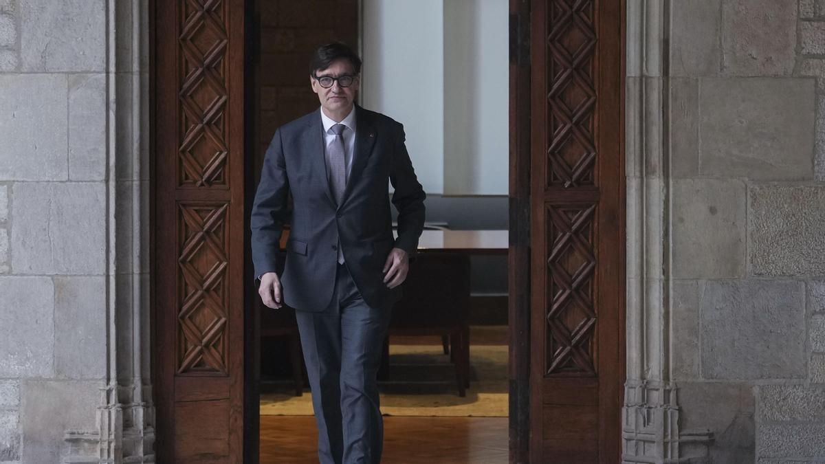 Salvador Illa sufre «déficit motor y dolor» en las piernas y tendrá que estar ingresado al menos dos semanas