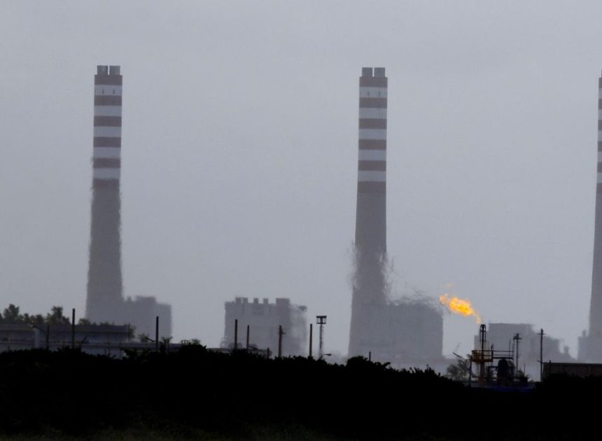 Las grandes petroleras de EEUU, ante un negocio millonario en Venezuela patrocinado por Trump