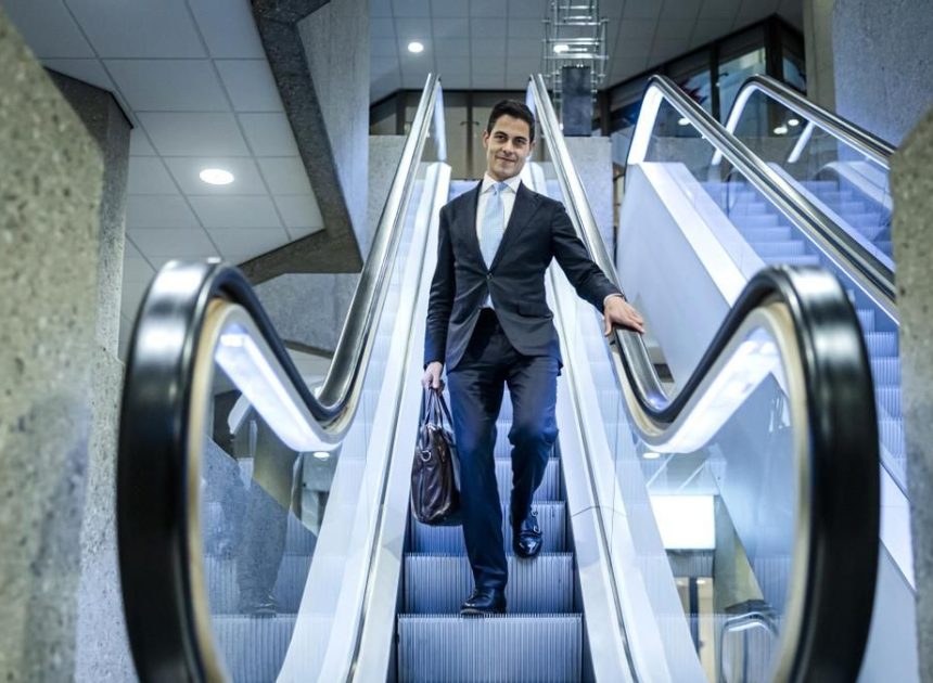 El liberal Rob Jetten sella un acuerdo de gobierno con conservadores y democristianos en Países Bajos