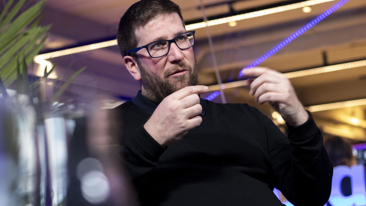 Urbán declara en la Audiencia Nacional por el montaje policial de la cocaína: «Nunca he estado en el bar Nueva Visión»