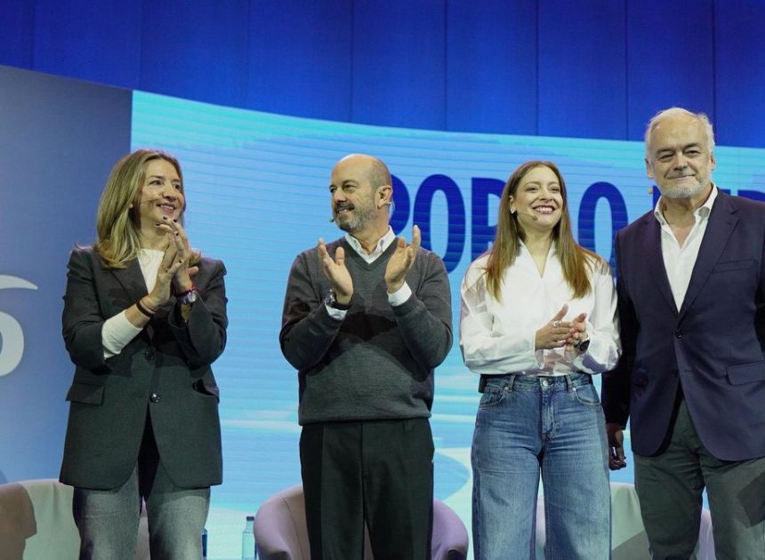 Ester Muñoz y el discurso de Rocky contra Pedro Sánchez: «Gana el que se levanta cada una de las veces que se le tira»