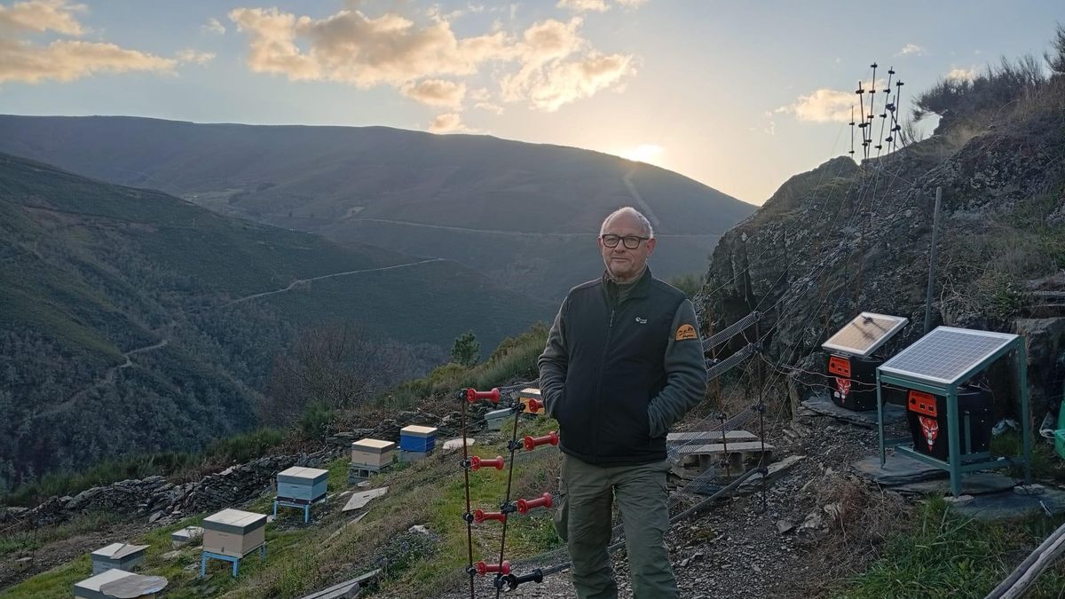 Roberto Hartasánchez, director honorario de Fapas: «Las comunidades autónomas hacen censos de osos a la carta»