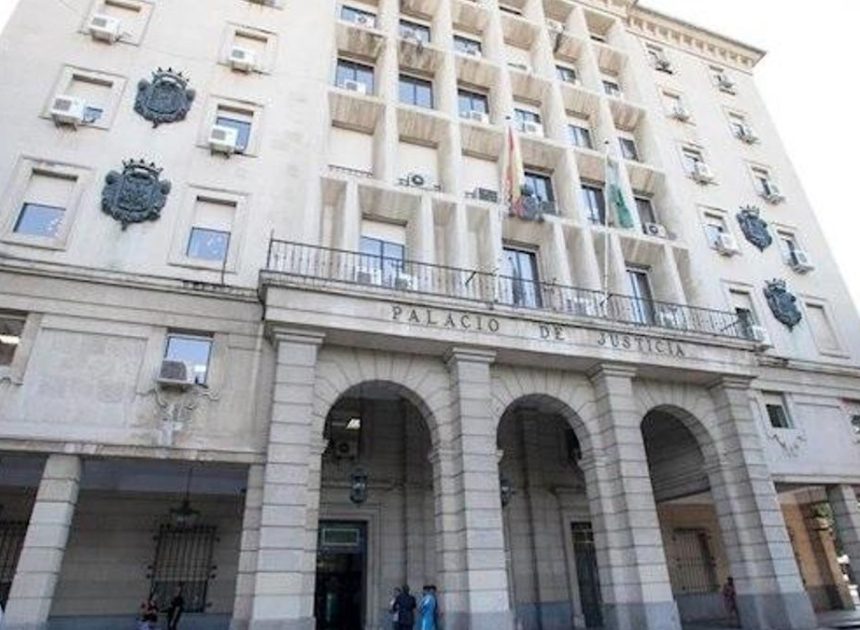 El juez archiva la causa contra el Gobierno andaluz por los contratos sanitarios a dedo con clínicas privadas