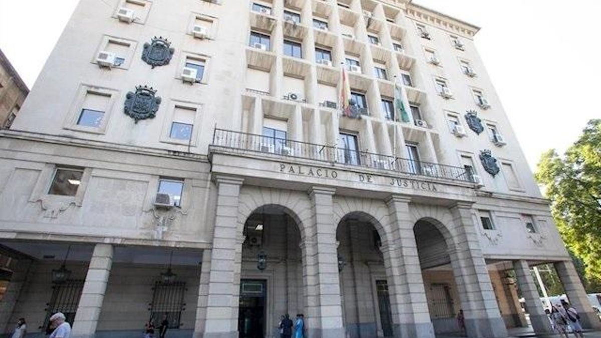 El juez archiva la causa contra el Gobierno andaluz por los contratos sanitarios a dedo con clínicas privadas