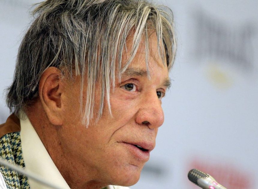 Mickey Rourke lanza una campaña para evitar ser desahuciado de su casa