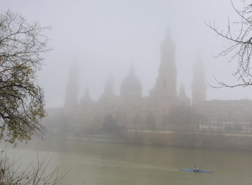La borrasca Francis ya se deja ver en la Península con lluvias débiles y mantiene el temporal en Canarias
