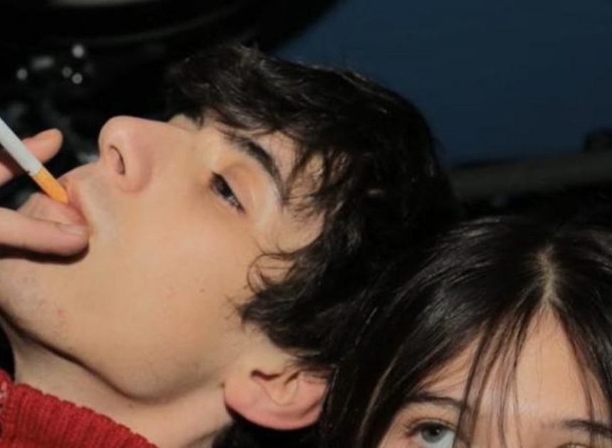 Muere a los 24 años el cantante y actor gallego Siro Ouro, que interpretó a Álex en ‘La mesías’