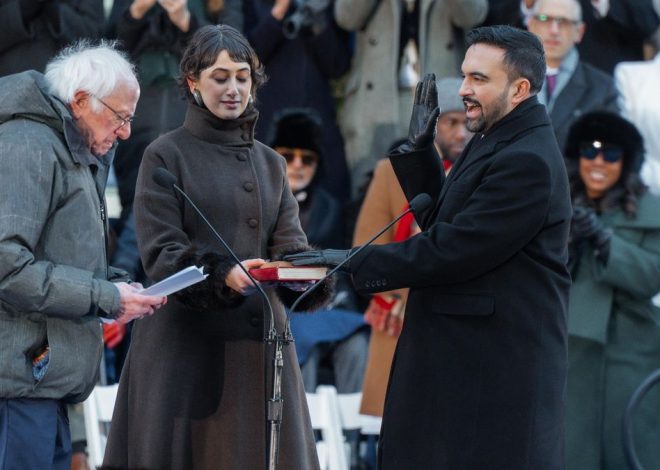 Mamdani toma las riendas de Nueva York: “Fui elegido como un socialista demócrata y gobernaré como tal”
