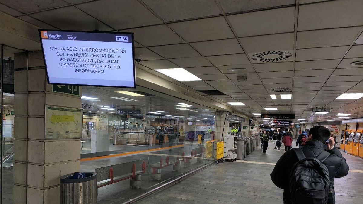 Rodalies suspende todo el servicio en Catalunya hasta confirmar «la seguridad» de la red tras el accidente