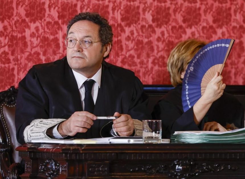 El ex fiscal general pide al Supremo que se suspenda cautelarmente su condena antes de acudir al Constitucional