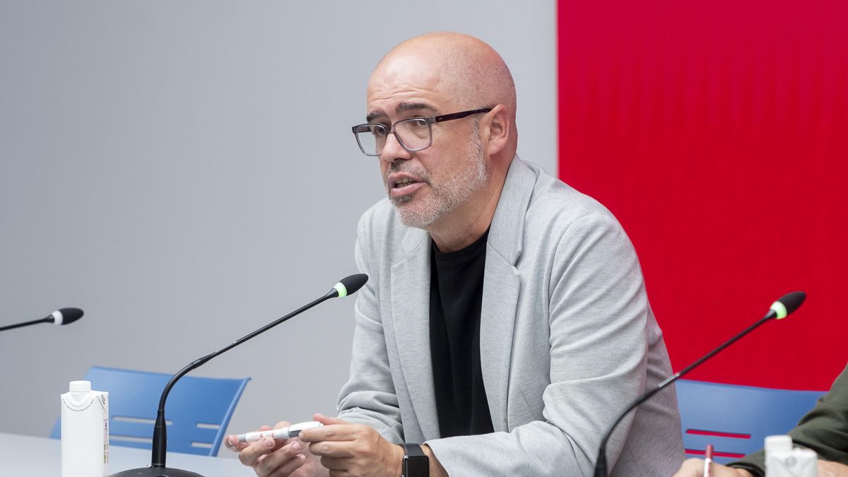 El líder de CCOO apuesta por sindicalizar a los migrantes para «que no se conviertan en mano de obra barata»