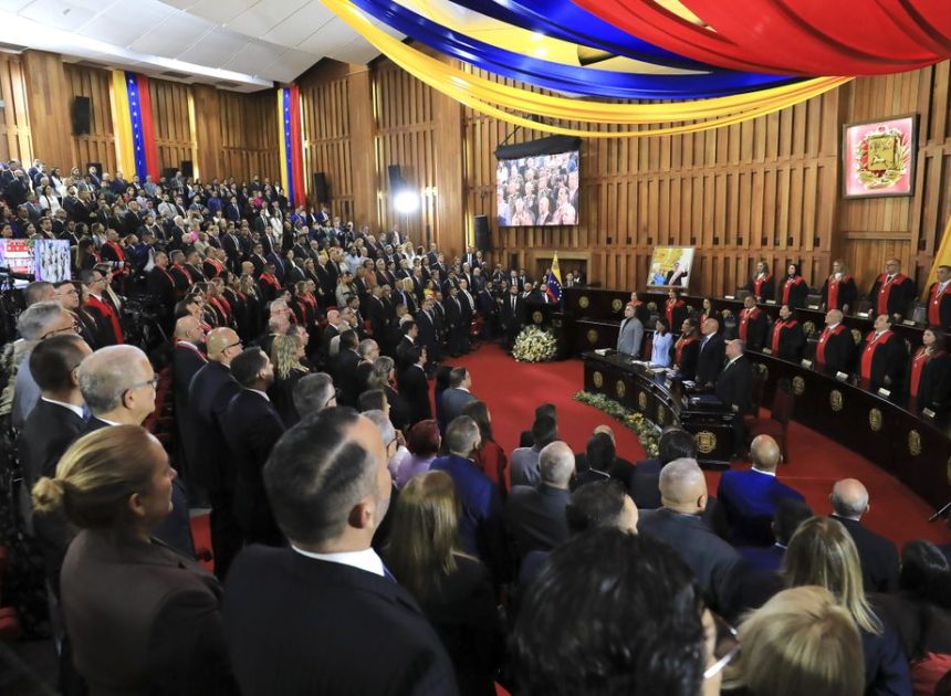 Delcy Rodríguez anuncia una ley de amnistía general para presos políticos en Venezuela