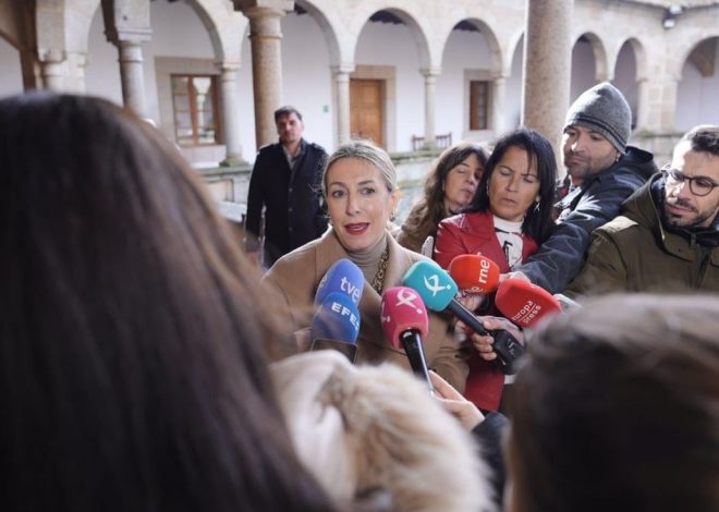 PP y Vox acuerdan una fecha, que mantienen en secreto, para intentar desbloquear la negociación en Extremadura