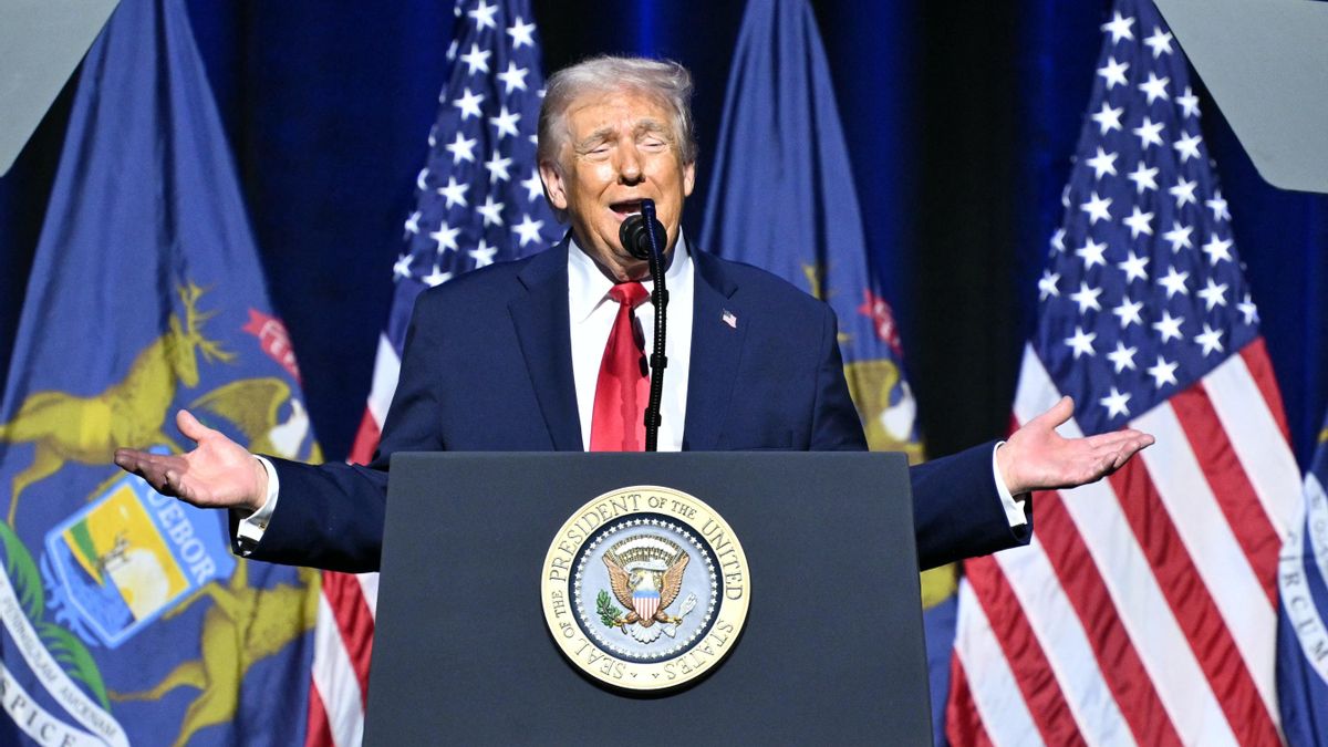 Trump afirma ser «un gran fan de Venezuela» y asegura estar recibiendo «50 millones de barriles de petróleo diarios» desde el país