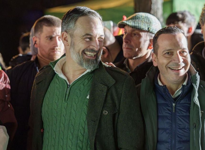 Abascal afirma que Vox entrará en el Gobierno de Extremadura con una vicepresidencia y varias consejerías