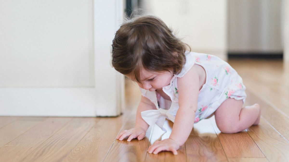 Víctor Hernán, fisioterapeuta: «El gateo no es un requisito obligatorio para que un niño se desarrolle con normalidad»