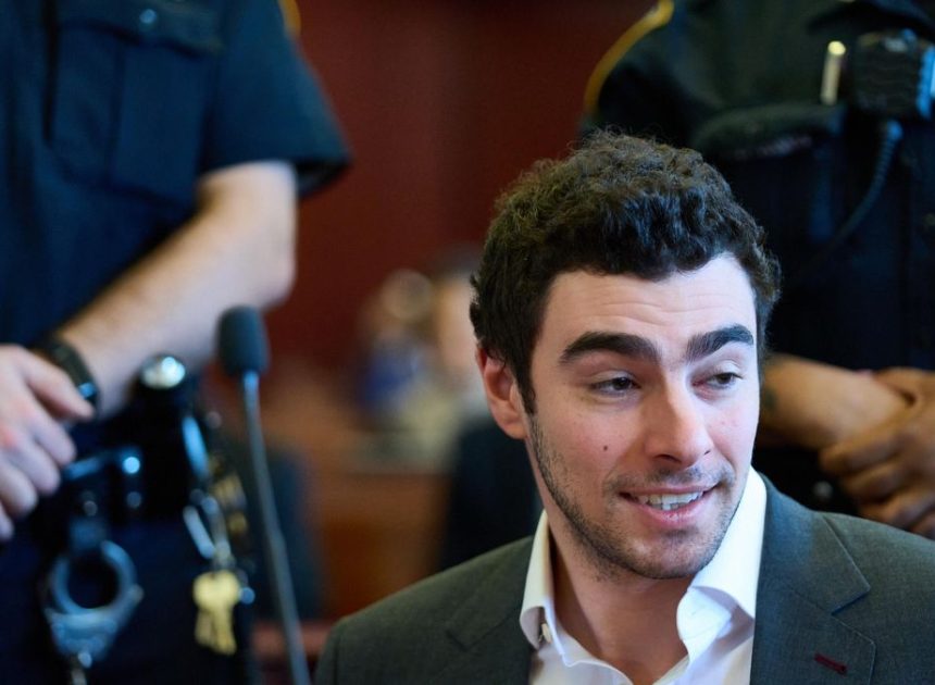 Luigi Mangione no podrá ser sentenciado a la pena de muerte aunque sea condenado por la muerte del CEO de UnitedHealthcare