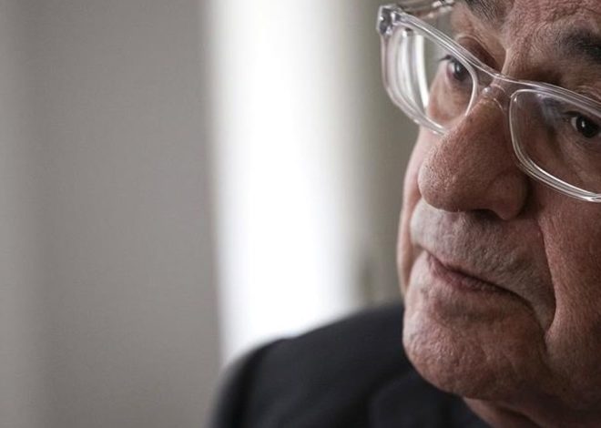 El juez suspende la declaración de Martín Villa a la espera de que se resuelva el recurso contra su imputación