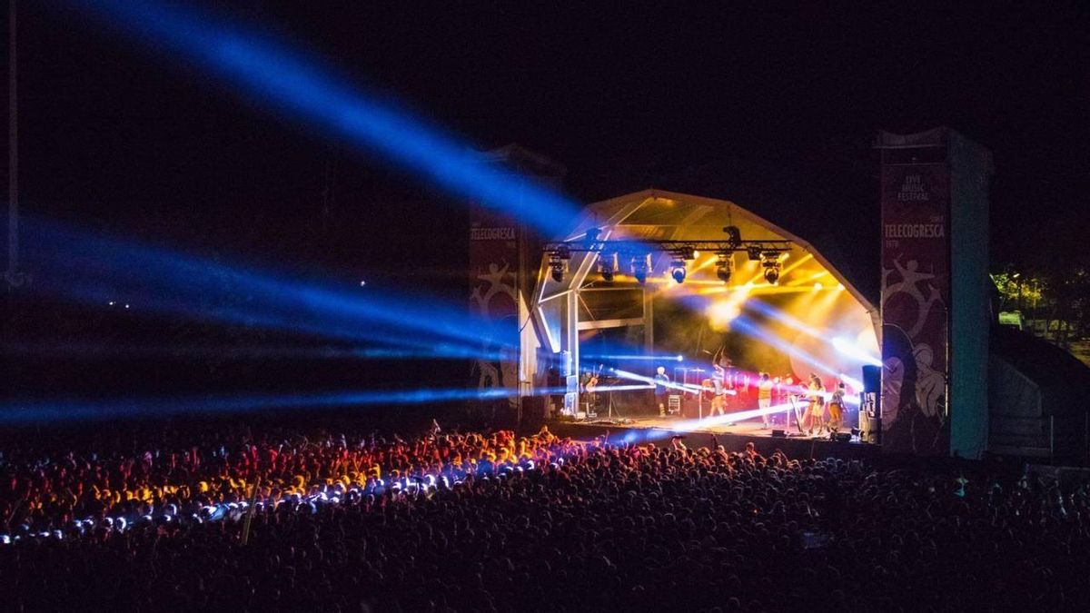 La fiesta de estudiantes Telecogresca denuncia un intento de expulsarlos del Fòrum de Barcelona