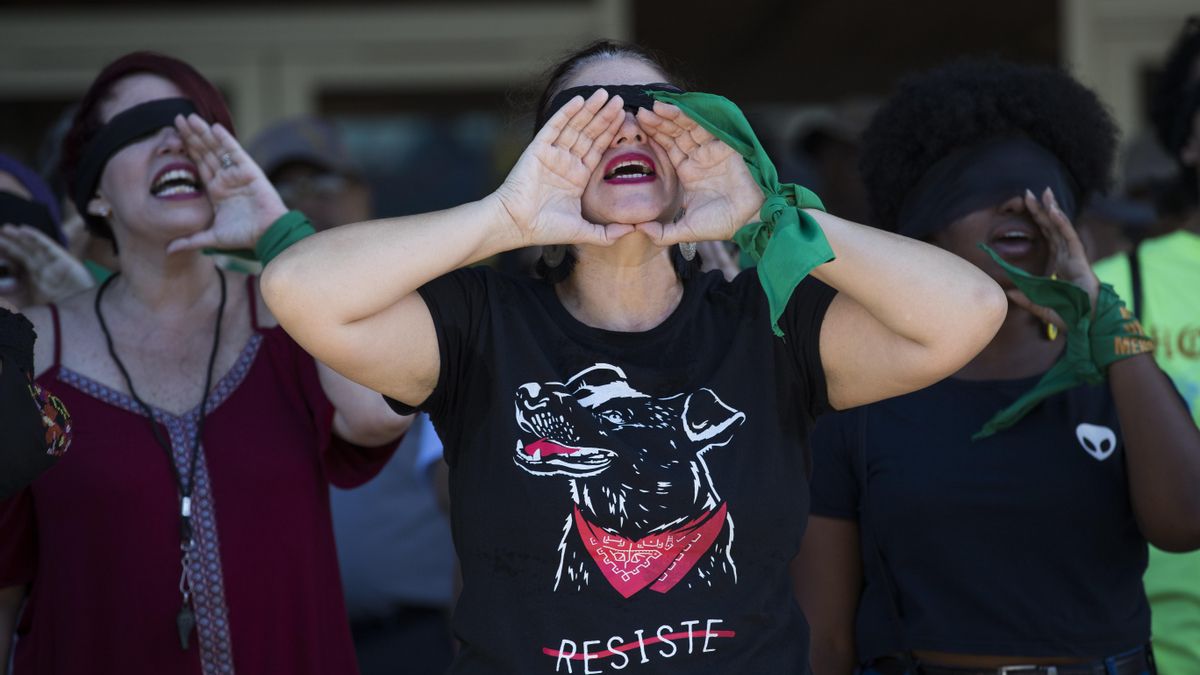 El movimiento feminista dominicano apoya a las denunciantes de Julio Iglesias: «La violencia no es un problema privado»