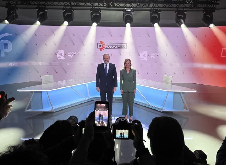 Alegría tilda a Azcón de «palmero del odio» y el candidato del PP la acusa de «humillarse ante los independentistas»