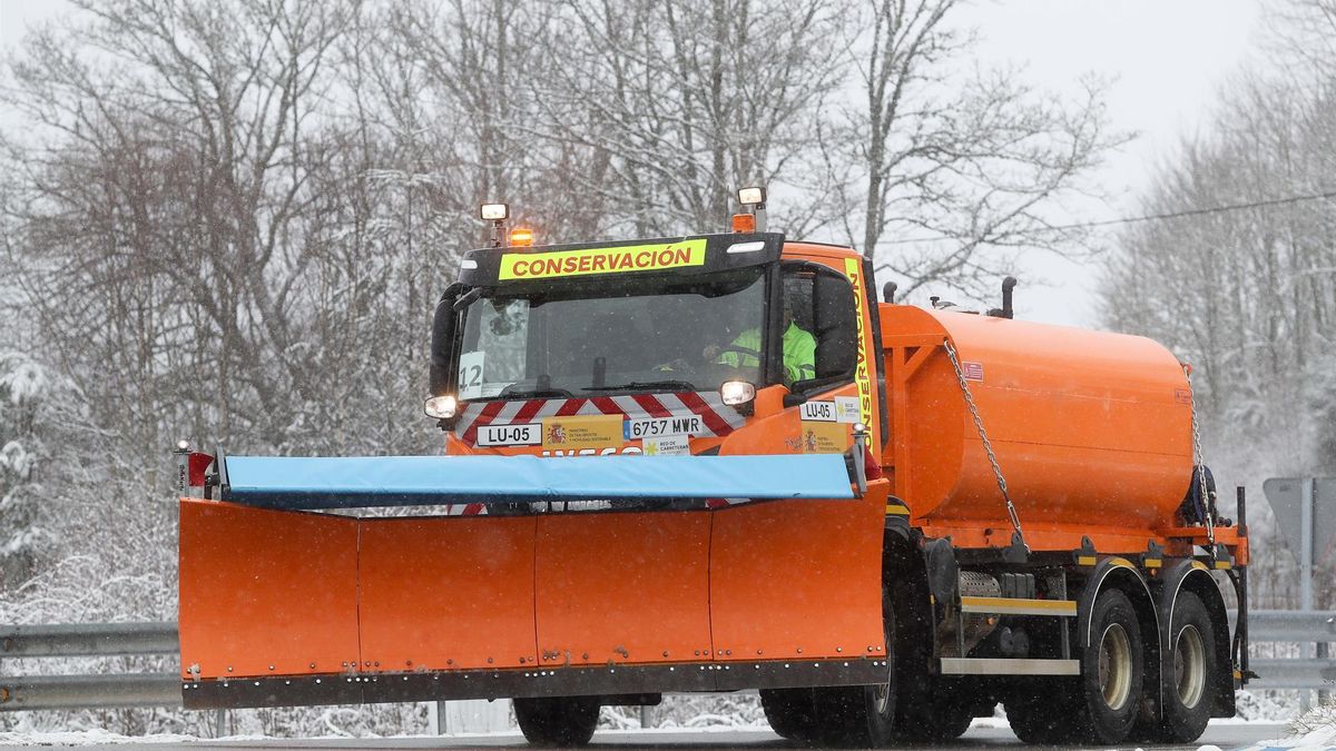 La Xunta suspende este viernes las clases en el interior de Galicia por el temporal de nieve asociado a la borrasca Ingrid