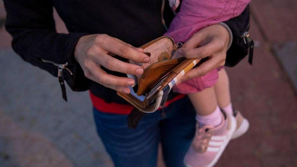 La desigualdad se reduce a mínimos desde 2008 y la pobreza infantil por fin disminuye