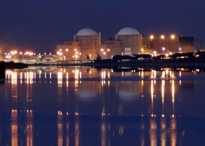 Alargar la vida de la central nuclear de Almaraz puede taponar las renovables y subir la factura de la luz a la larga