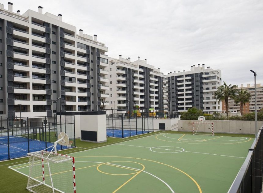 Nueva renuncia por el escándalo de las VPO en Alicante: dimite el jefe de Gabinete de la consellera de Turismo