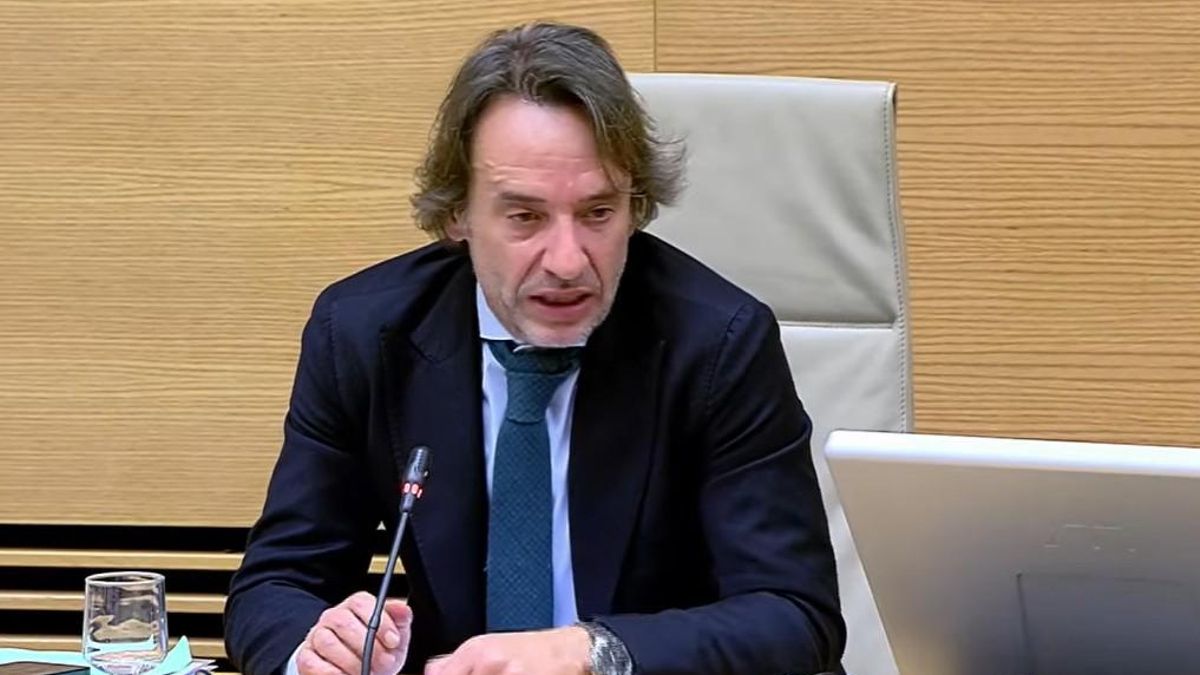 El jefe de gabinete de Mazón que dijo “Salo, de confinar nada” niega haber dado instrucciones a Pradas para evitar el confinamiento