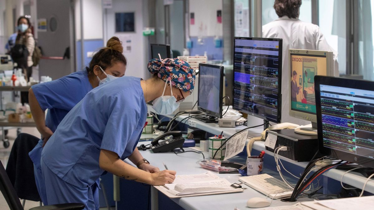 Un estudio afirma que las enfermeras pueden sustituir a los médicos en algunas tareas e incluso hacerlo mejor