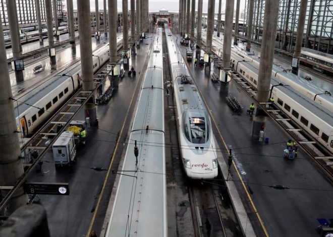 Renfe, Iryo y Ouigo aceptan que el trayecto entre Madrid y Barcelona dure 25 minutos más por las revisiones de Adif