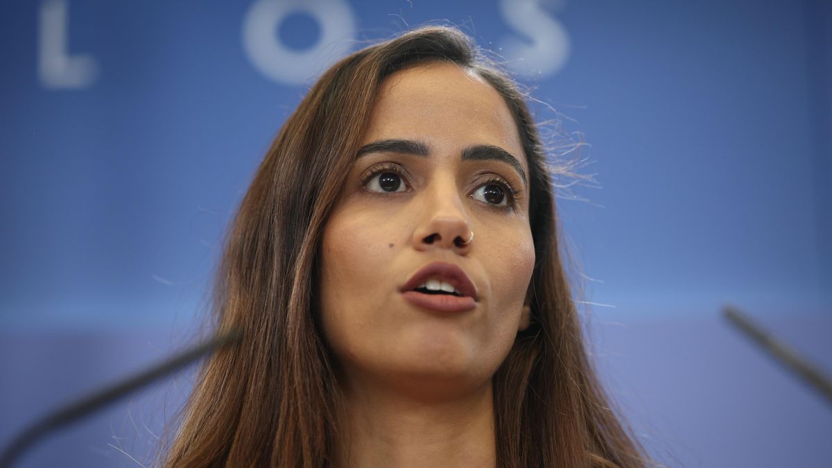 La diputada Tesh Sidi denuncia ante la Policía amenazas de muerte y mensajes de odio en redes: «Acabarás fusilada»