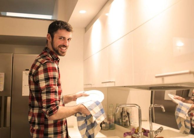 El psicólogo Remigio Loma, sobre la carga mental de las tareas domésticas: «Quien no participa debe encontrarse las consecuencias»